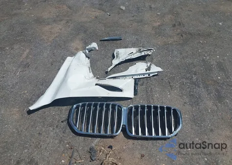 2020 BMW X5 Sdrive40I z USA, uszkodzony, nr VIN 5UXCR4C09L9C22141